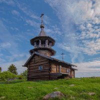 Часовня в деревне Воробьи :: Наталья Левина