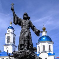 Памятник 1812 г. на фоне Казанского собора :: Георгий А