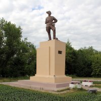 Памятник Чапаеву В.И. :: Александр Алексеев
