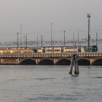 Venezia. Il Ponte Della Libertà è uno sguardo dal vaporetto. :: Игорь Олегович Кравченко