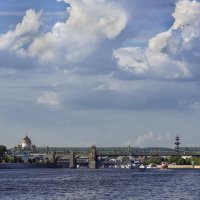 Летним днем на москве-реке :: Светлана Григорьева