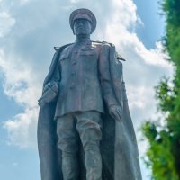 Памятник маршалу Г.К. Жукову. город Курск :: Руслан Васьков