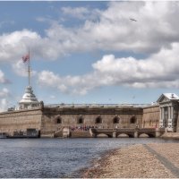 Кусочек Петропавловской крепости :: Александр Максимов