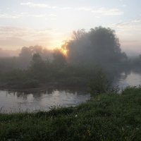Восход солнца в долине Протвы :: Сергей Курников