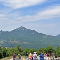 Скоро начало очередного сеанса....Занимайте места согласно купленным билетам :: Алексей Строев