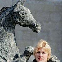 Девушка и конь :: Майя Жинкина