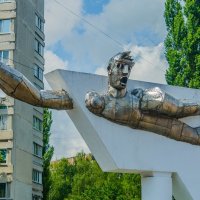 Скульптура "Мирный атом". город Курчатов. :: Руслан Васьков