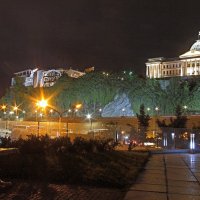 Президентский Дворец. Ночной Тбилиси. :: Николай Рогаткин