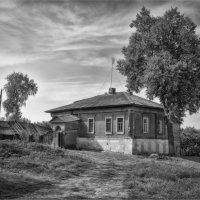 Ветхий дом в Зарайске_1 :: Виталий Белов