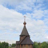 Деревянная церковь Александра Невского. Построена в 1993-м году :: Вера Щукина