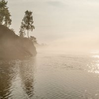 Восход,туман, река... :: Сергей Герасимов