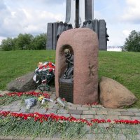 Белорусам, погибшим в Афганистане :: Вера Щукина