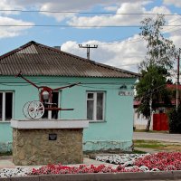 Старинная пожарная помпа. Петровск. Саратовская область :: MILAV V