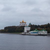 Осень .Волга. :: юрий макаров