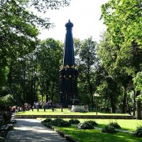 Городской сад в сентябре :: Милешкин Владимир Алексеевич 