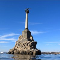 Памятник затопленным кораблям :: Анатолий Винник