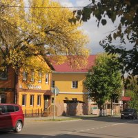 Осень в городе :: Сергей Кочнев