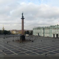 Вид  на Дворцовую площадь из окна Главного штаба :: Елена Павлова (Смолова)