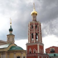 Высоко-Петровский монастырь :: Лидия Бусурина