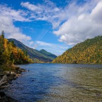 Осень на Соболином озере :: Iuliia Beliaeva