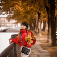 Осень в городе ... :: Irina Novikova