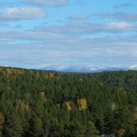 Осень с остатками следов гостьи Зимы :: Зинаида Каширина