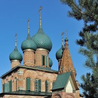 Когда и октябрь радовал солнцем... Церковь Иоанна Златоуста в Ярославле :: Николай Белавин