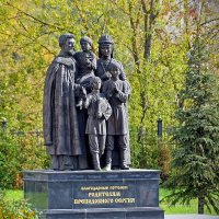 Памятник родителям Преподобного Сергия :: Нина Синица
