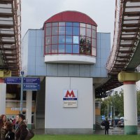 Станция монорельсового метро (ВДНХ). :: Валерий 