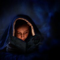 Ночное чтение :: Валерий Фролов