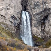 Водопад в горах :: Galina Solovova