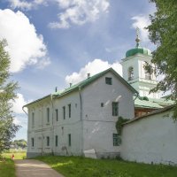 Псков. Спасо-Преображенский Мирожский монастырь :: leo yagonen