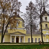 Усадьба Истомино. Церковь :: Евгений Кочуров