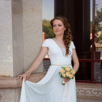 Невеста с букетиком... :: Георгиевич 
