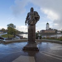 Адмирал Апраксин на Петровской площади. :: Владимир Питерский