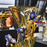 Необыкновенной красоты ваза... :: Тамара Бедай 