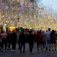 Вечерний променад на Никольской улице :: Abblomov 