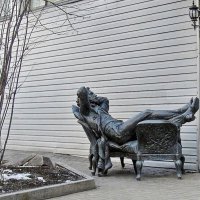 Скульптура «Отдыхающий Пушкин» :: Ольга Довженко