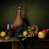 "Натюрморт с кувшином и виноградом" :: Victor Brig