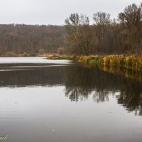Осень на озере :: Сергей Чернов