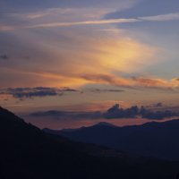 Закат в горах :: Светлана Карнаух