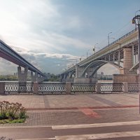 Меж двух мостов :: Андрей Семенов