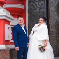 Весёлая свадебная пара :: Вадим Фотограф
