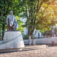 Памятник поэту Кунанбаеву :: Юлия Батурина