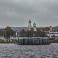 Осень -Волга.Кострома. :: юрий макаров