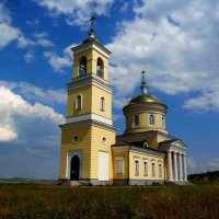 Новый храм в Саратове - Церковь Новомучеников и исповедников Саратовских :: Лидия Бараблина