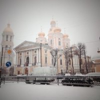 Под звуки падующего снега шумит Владимирский проспект. :: Серж Поветкин