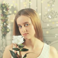 Белая роза :: Анастасия Сосновская