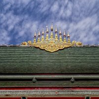Крыша буддийского храма. :: Alex 
