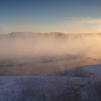 Туман над рекою стелется :: Vladimbormotov 